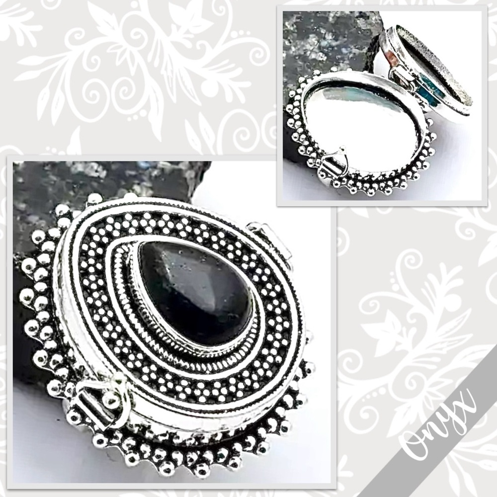 Onyx Eclectic Silver Artisan Poison Ring, Size 6.75 (Black)